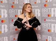 Marianna Senchina - Три сукні за один вечір та розкішна каблучка: Адель на церемонії Brit Awards 2022 у Лондоні - cosmo.com.ua