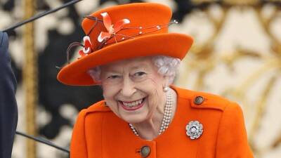 принцесса Диана - принц Эндрю - принц Чарльз - Елизавета II (Ii) - Софи Рис-Джонс - принцесса Анна - покойный принц Филипп - Королевская семья выложила редкий кадр с младшим сыном Елизаветы II в честь его 58-летия - wmj.ru - Шотландия