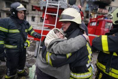 Світ має знати: героїчна робота рятувальників України - vogue.ua
