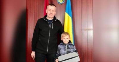 На Сумщині хлопчик передав свій дрон ЗСУ - womo.ua