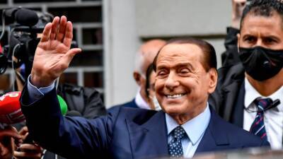 Сильвио Берлускони - 85-летний Сильвио Берлускони женился на 32-летней возлюбленной - wmj.ru - Италия