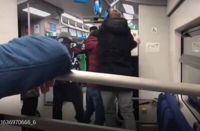 "Езжайте в свои аулы..." - очередная суета из московского метро - porosenka.net