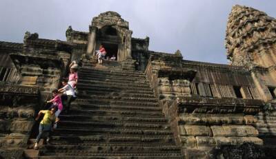 10 самых страшных лестниц мира, пройтись по которым отважится только самый смелый турист - fokus-vnimaniya.com - Камбоджа