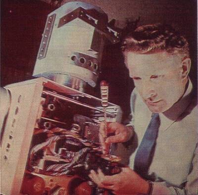Техническое чудо в СССР 1960-х годов. На что был способен робот-секретарь - porosenka.net - Ссср