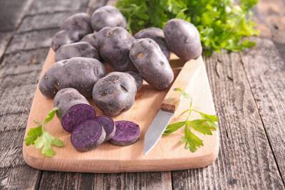 Цветной картофель – сорта с фиолетовой, синей и красной мякотью - sadogorod.club - Виноград