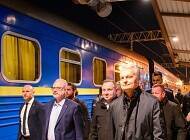 Фото дня: президенти Польщі, Литви, Латвії та Естонії прямують залізницею до Києва - cosmo.com.ua - Литва