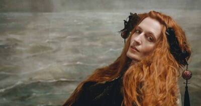 Гурт Florence + The Machine присвятив українцям кліп, який знімали в Києві - vogue.ua