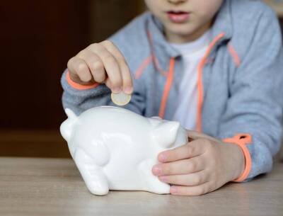 Как научить ребёнка обращаться с деньгами? - lifehelper.one