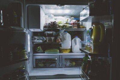 Как навести порядок в холодильнике за 2 минуты: хитрость смекалистых хозяек - lifehelper.one