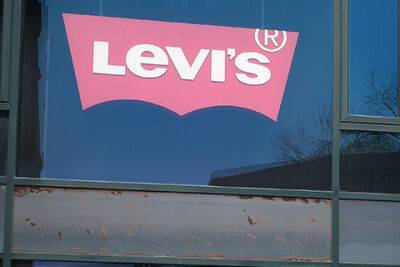 Компания Levi's окончательно уходит с российского рынка - spletnik.ru - Россия - Украина - Турция