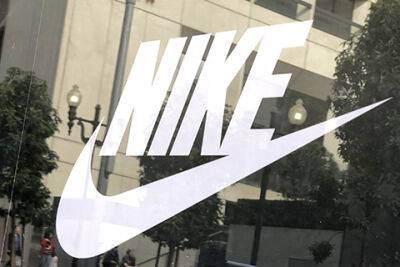 Компания Nike закрывает свои магазины в России - spletnik.ru - Россия - Сша - Украина - Англия