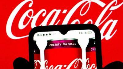 Coca-Cola покидает Россию, «Тинькофф» ухудшает условия SWIFT-переводов. Главные экономические новости за день - fokus-vnimaniya.com - Россия - Украина