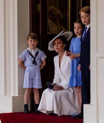 принцесса Диана - Кейт Миддлтон - принц Уильям - королева Елизавета - Royal Ascot - Кейт Миддлтон и принц Уильям посетили четвертый день скачек - starslife.ru