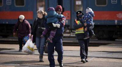 Польша готовится отменить пособия для украинским беженцев - womo.ua - Украина - Польша