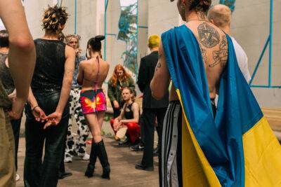 UKRAINEPRIDE представляє соціальний ролик про життя квір-спільноти під час війни - vogue.ua