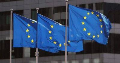 Усі 27 країн ЄС підтримують статус кандидата для України — Bloomberg - womo.ua - Україна