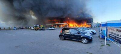 російські окупанти обстріляли торгівельний центр у Кременчуці - vogue.ua - Росія