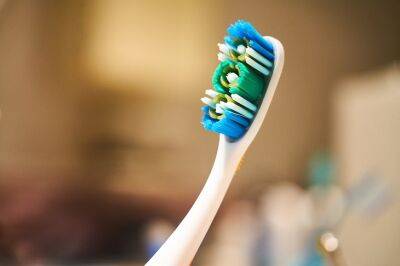 Ольга Котова - Не выбрасывайте зубные щетки: 5 способов применения их для хозяйственных нужд - belnovosti.by