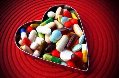 ​8 лекарств, которые стоит всегда носить с собой - lifehelper.one