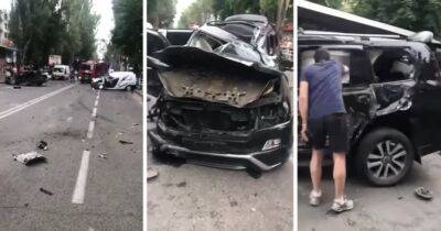 У Херсоні росіяни на викраденому позашляховику в’їхали в авто: загинули двоє людей - womo.ua - Херсон - місто Херсон