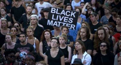 В США собираются провести марш в поддержку белых американцев, пострадавших от рук чернокожих - porosenka.net - Сша - Нью-Йорк