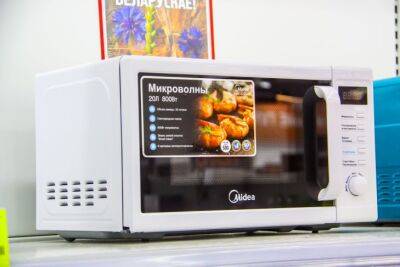 Марин Михалап - Как быстро и просто почистить микроволновую печь от жира: потребуется всего 5 минут - belnovosti.by