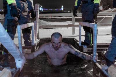 Служитель православной церкви назвал купание в Крещение маргинальным обычаем - porosenka.net - Москва - Иваново