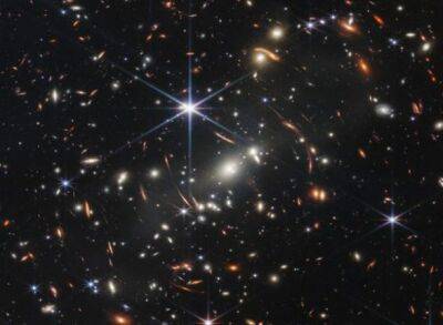 Телескоп «Джеймс Уэбб» показал ранее невидимые галактики - fokus-vnimaniya.com - Сша - Англия
