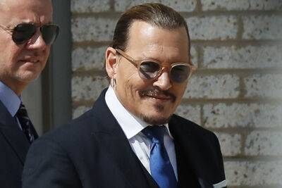 Джон Депп - Johnny Depp - Amber Heard - Джонни Депп снова подал в суд на Эмбер Херд - spletnik.ru