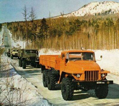 Советские грузовики, которые разбирали за границей как горячие пирожки (7 фото) - chert-poberi.ru - Ссср - Китай - Финляндия - Польша - Болгария - Кндр - Румыния - Кипр