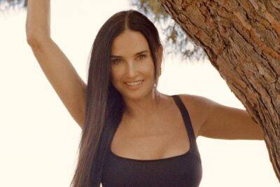 Деми Мур - Деми Мур снялась в рекламной кампании коллекции купальников Andie - spletnik.ru - Лос-Анджелес