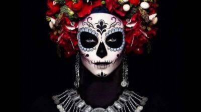 Джеймс Бонд - Богиня Святая Смерть Санта-Муэрто, почему помогает Мексиканской мафии - chert-poberi.ru - Мексика - Santa