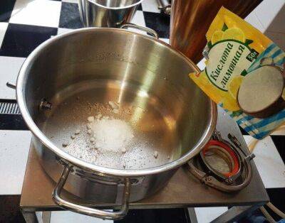 Как почистить любую посуду от очень сильных загрязнений без агрессивной бытовой химии - lifehelper.one