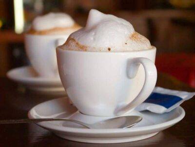 Как сделать пену для кофе из молока в домашних условиях не хуже, чем в кофейне: простой способ - lifehelper.one