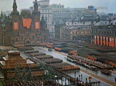 Цветное видео первого Парада Победы 24 июня 1945 года - chert-poberi.ru - Ссср - Москва - Германия - Белоруссия