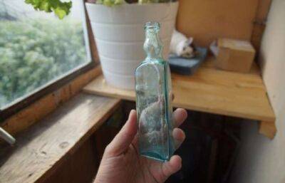 Для чего в Советском Союзе делали странные трехгранные стеклянные бутылки - chert-poberi.ru - Ссср
