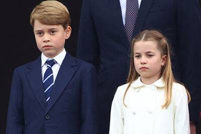 королева Елизавета II (Ii) - принц Филипп - Кейт Миддлтон - принц Уильям - принц Луи - принц Джордж - принцесса Шарлотта - Kate Middleton - princess Charlotte - Принц Джордж и принцесса Шарлотта примут участие в похоронах королевы Елизаветы II - spletnik.ru - county Prince George
