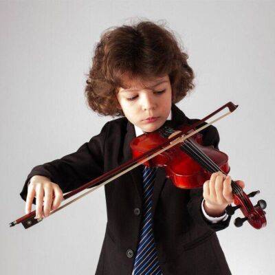 Зачем еврейских детей учат играть на скрипке - lifehelper.one