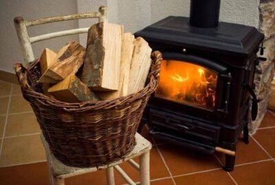 Что следует сделать, чтобы дрова горели в два раза дольше и давали больше тепла - sadogorod.club
