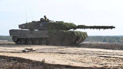 Германия подтвердила, что даст Украине 14 танков Leopard 2 и разрешит их реэкспорт из других стран - fokus-vnimaniya.com - Россия - Украина - Германия - Киев - Берлин