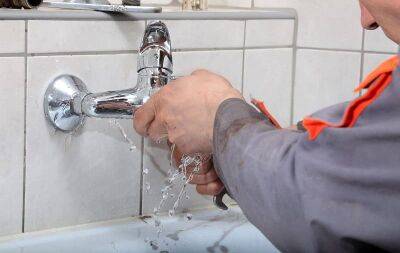 Что делать, если сорвало кран в ванной или на кухне: простой способ быстро остановить воду и не затопить соседей - nashsovetik.ru
