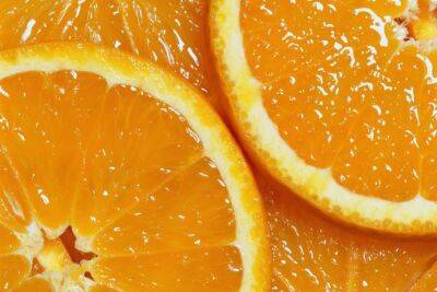 Что будет с организмом, если начать есть по одному апельсину каждый день - polsov.com