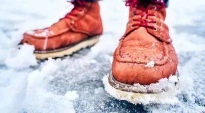 Что делать, чтобы обувь не скользила зимой: 13 работающих способов - milayaya.ru