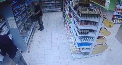 Неоднократно судимый белгородец украл из магазина 44 пачки масла - porosenka.net - Россия - Белгород