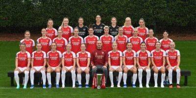 Женскую футбольную команду обвинили в расизме из-за совместного фото - porosenka.net - Англия