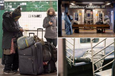 Эрик Адамс - Сотни людей живут на станциях метро и в туннелях Нью-Йорка - porosenka.net - Нью-Йорк