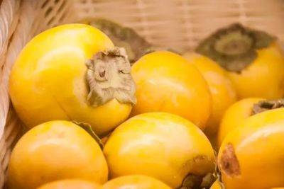 Как улучшить свойства хурмы: положите её рядом с этими фруктами, чтобы она не вязала - belnovosti.by