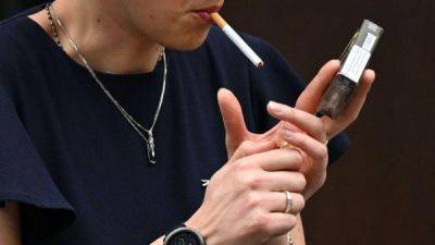 Новая Зеландия отменит пожизненный запрет на курение для молодых людей, чтобы пополнить бюджет - fokus-vnimaniya.com - Новая Зеландия
