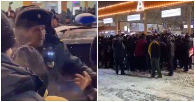 На рынке "Садовод" мигранты попытались отбить у полицейских нарушителя - porosenka.net - Россия - Таджикистан