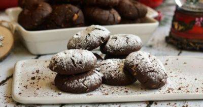 Шоколадне печиво «Кураб’єдес» — різдвяний рецепт грецької кухні - womo.ua - Греция